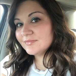 Meet your Posher, Lindsey